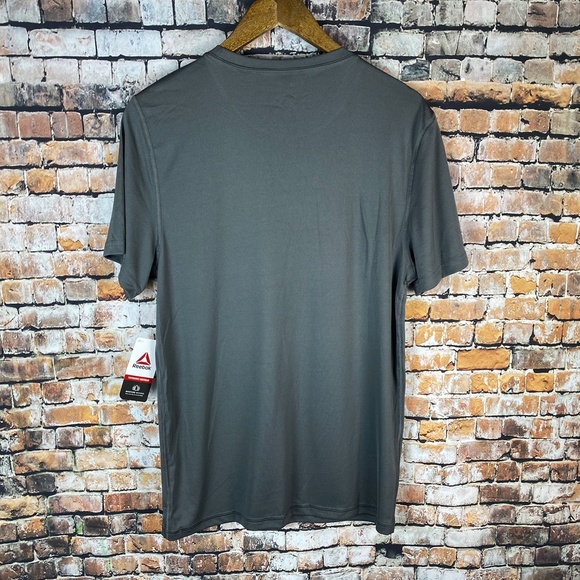 (NWT) Reebok Short Sleeve Tee - Picture 2 of 5